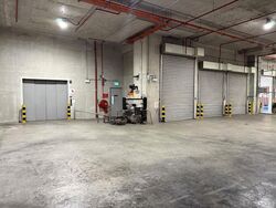 Jurong Logistics Hub (D22), Warehouse #586029931